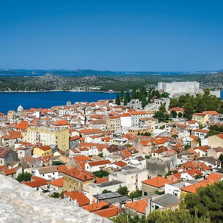 Lovely Home In Sibenik-Brodarica With Kitchen Donje Polje Bagian luar foto